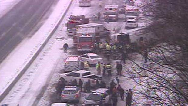 Conn-DOT-I95-bus-crash-jpg.jpg