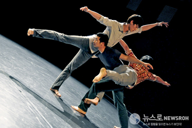 BereishitDanceCompany_photoSang-yunPark_01.jpg