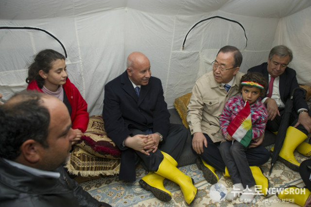 Kawrgosik Refugee Camp near Erbil, in the Kurdistan region of Iraq, where more than 200,000 refugees from Syria 2014.1.jpg