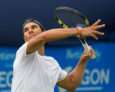 Rafael_Nadal_8,_Aegon_Championships,_London,_UK_-_Diliff.jpg