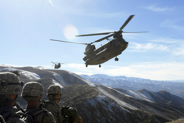 1024px-Inbound_Choppers_in_Afghanistan_2008.jpg