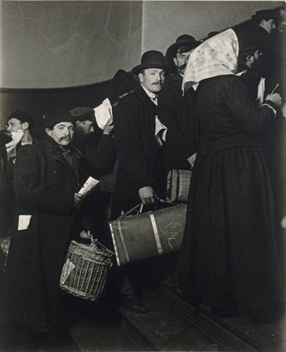 Brooklyn_Museum_-_Climbing_into_the_Promised_Land_Ellis_Island_-_Lewis_Wickes_Hine.jpg