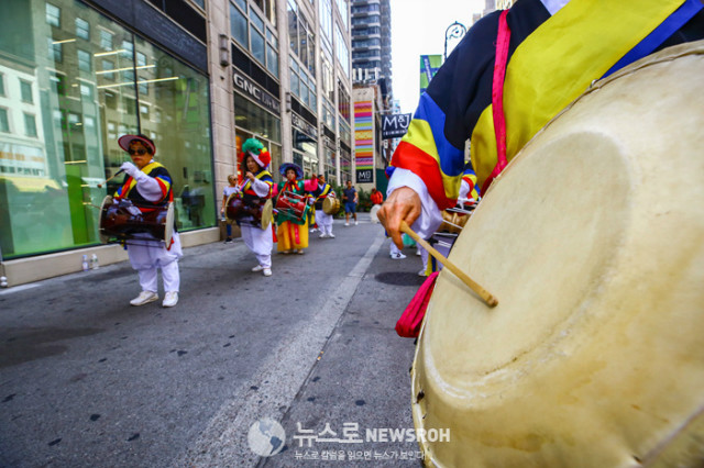 Korean Parade 2017_SNS_003.jpg