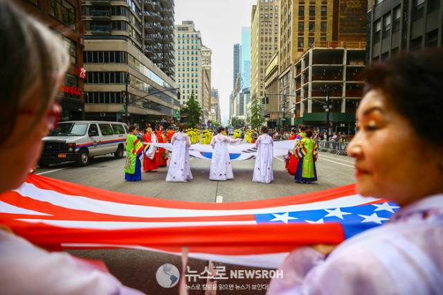 Korean Parade 2017_SNS_024.jpg