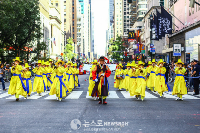 Korean Parade 2017_SNS_036.jpg