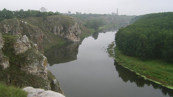 Iset River near Kamensk-Uralsky.jpg